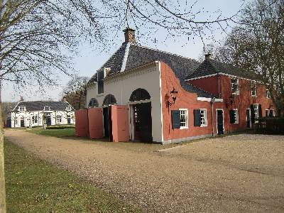 De koetshuizen van Buitenplaats Beeckestijn in Velsen-Zuid