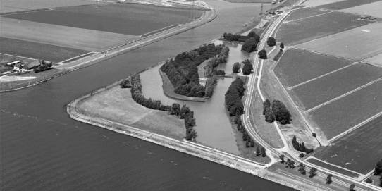 Foto: Het fort in 1977 | Rijksdienst voor het Cultureel Erfgoed, CC BY-SA 4.0